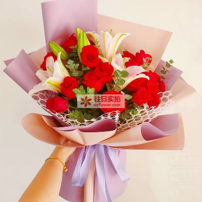 铁岭18朵红玫瑰百合，真情相守一生